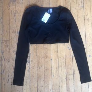 NWT Long sleeved crop top